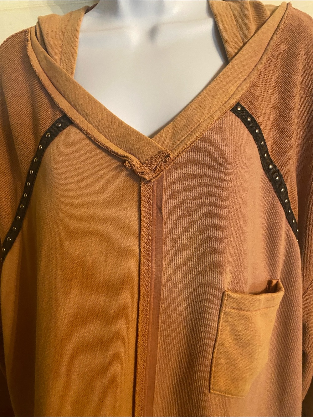 POL large Women's Washed Rust Hooded Sweatshirt with Pocket - Picture 5 of 9